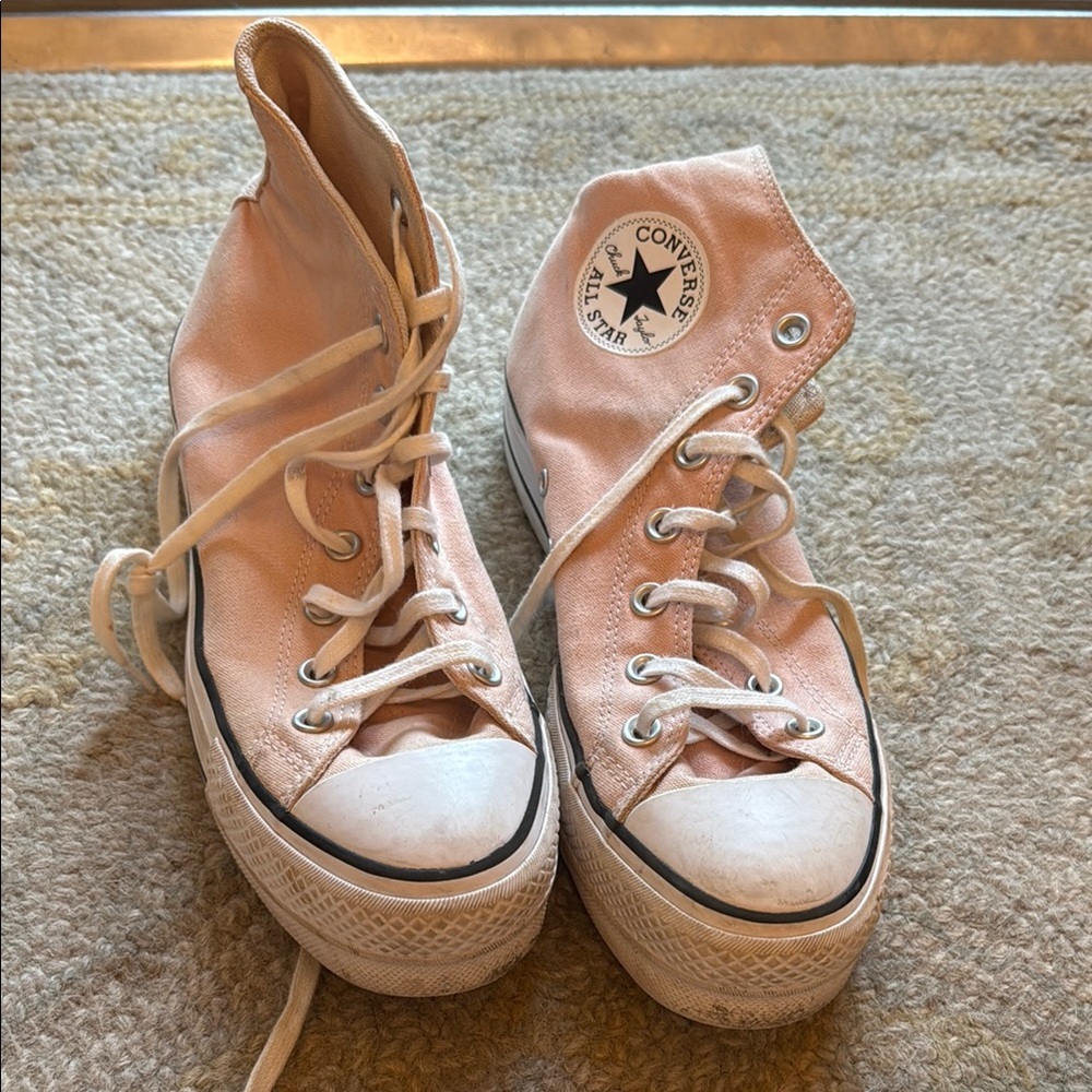 Converse Women's Light Pink High-Top Sneakers